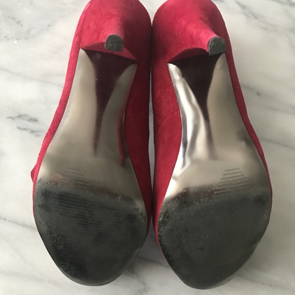 Steve Madden Ruffled Heels - Picture 6 of 6